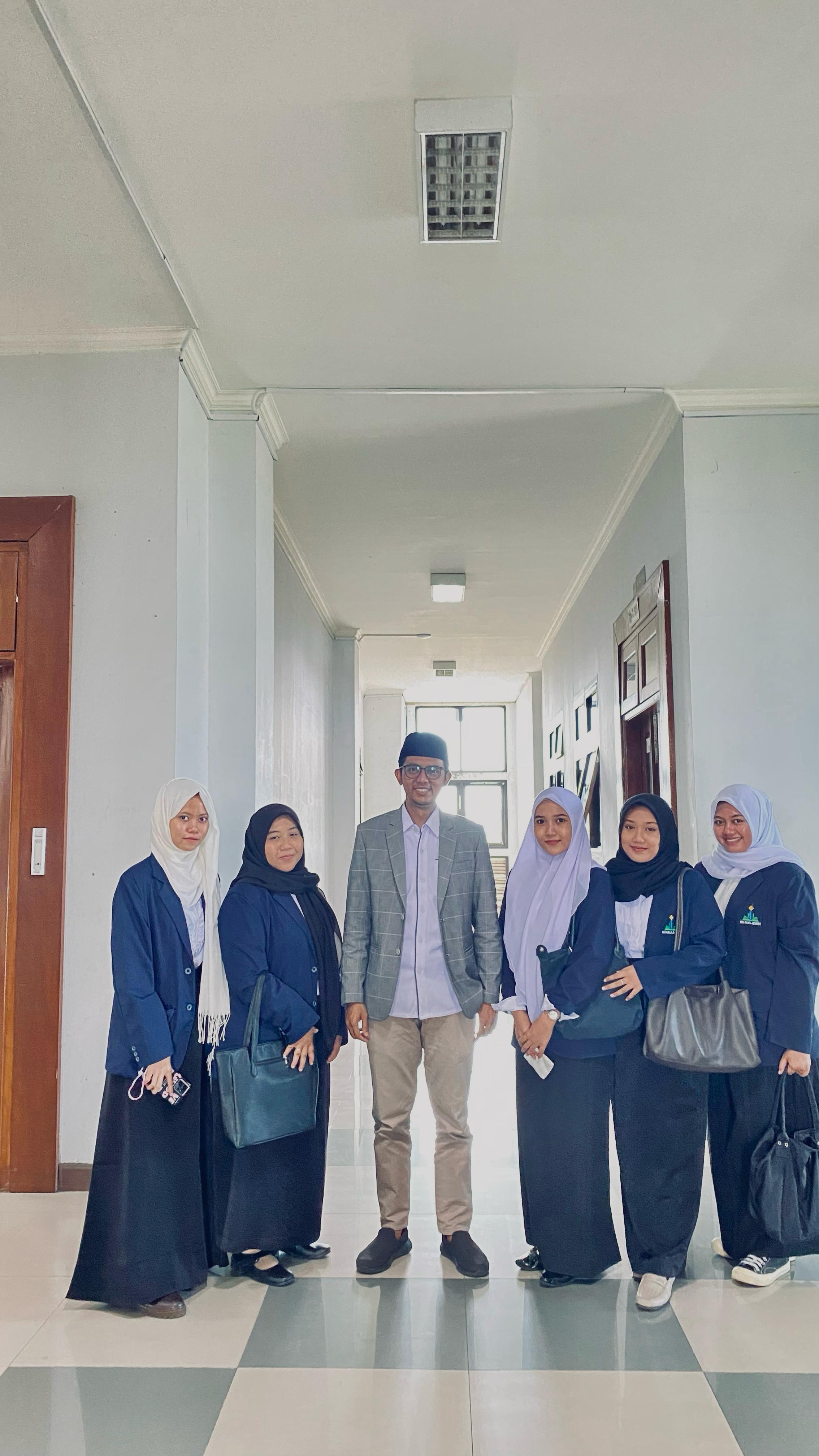 Pelepasan Mahasiswa Asistensi Mengajar Thailand Prodi Manajemen Pendidikan Islam : Langkah awal menu